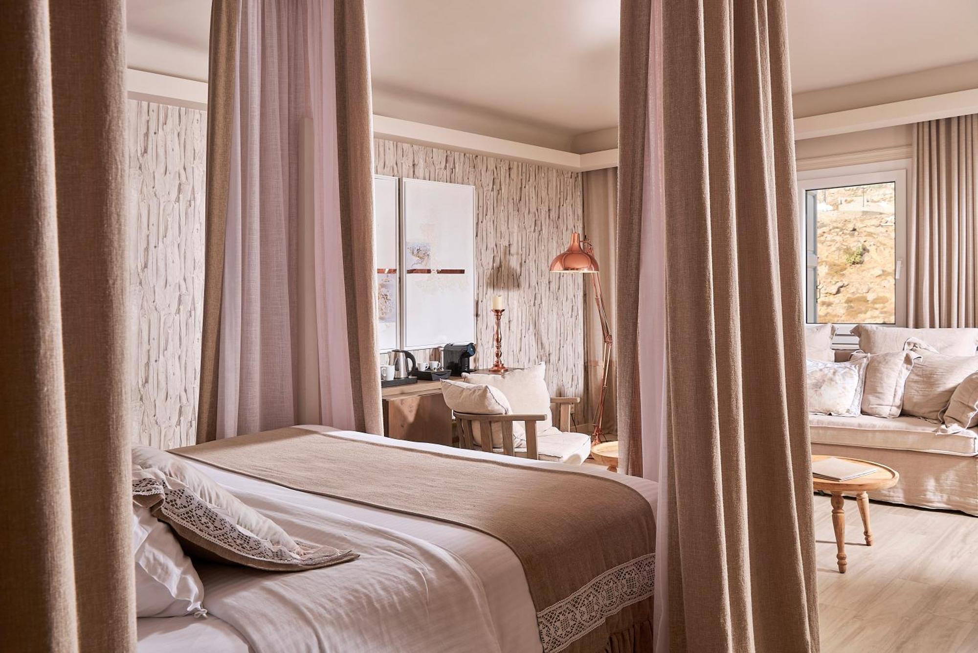 パラディウム ホテル プラティス・ヤロス 部屋 写真 A bedroom at the hotel